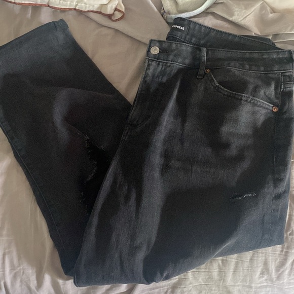 Express Mid Rise Black Ripped Rolled Hem Boyfriend Jeans - Picture 3 of 4
